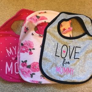 Mommy Themed Bibs